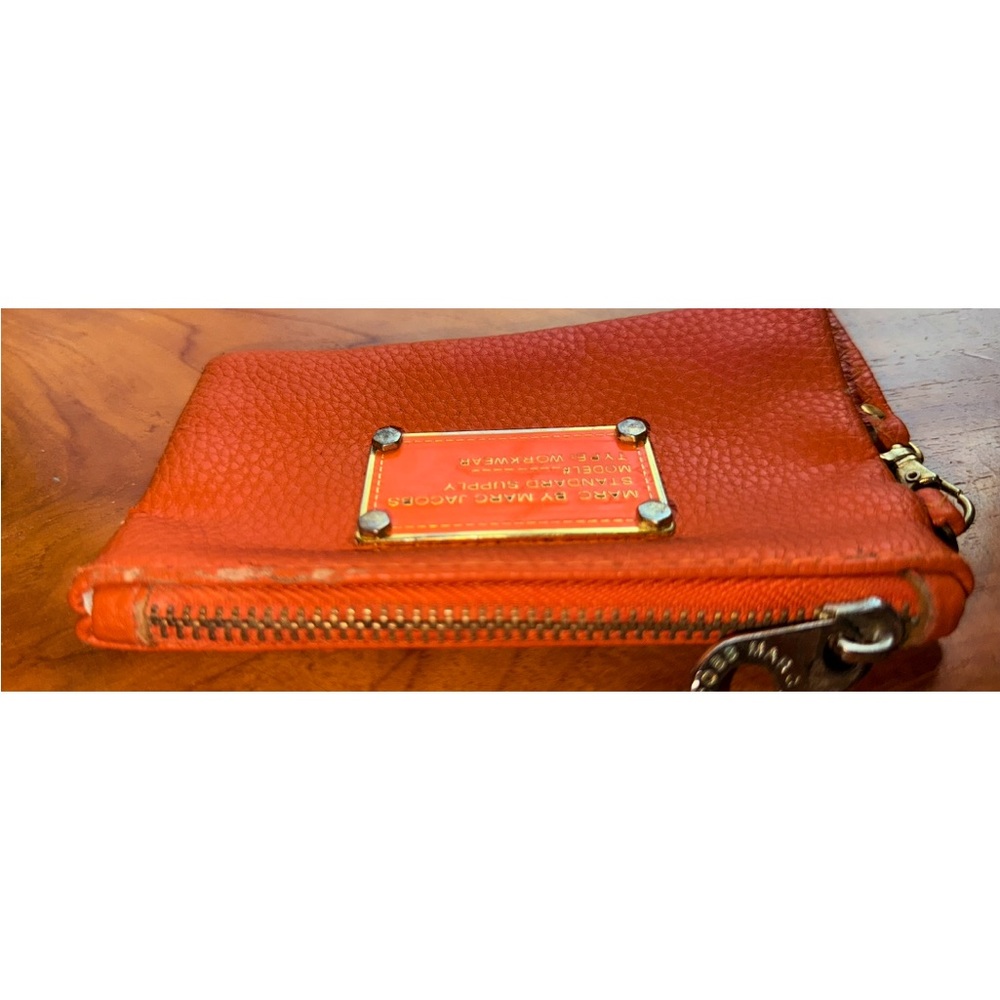 Marc by Marc Jacobs Bright Neon Orange Pebble Leather Small Monogramed Wallet - Picture 14 of 16